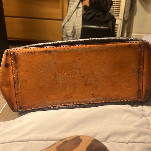 Louis Vuitton bag - Picture 3 of 11